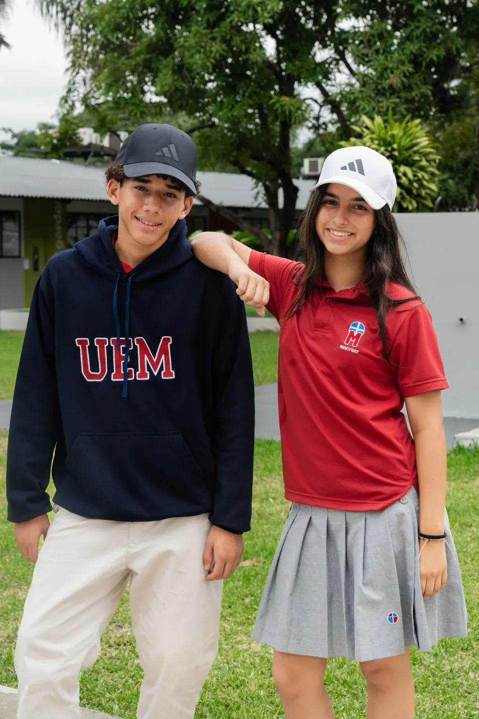 Estudiantes de secundaria Montfort